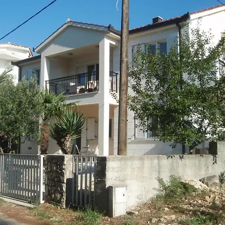Ivankovic Apartment Trogir