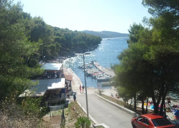 Ivankovic 아파트 트로기르